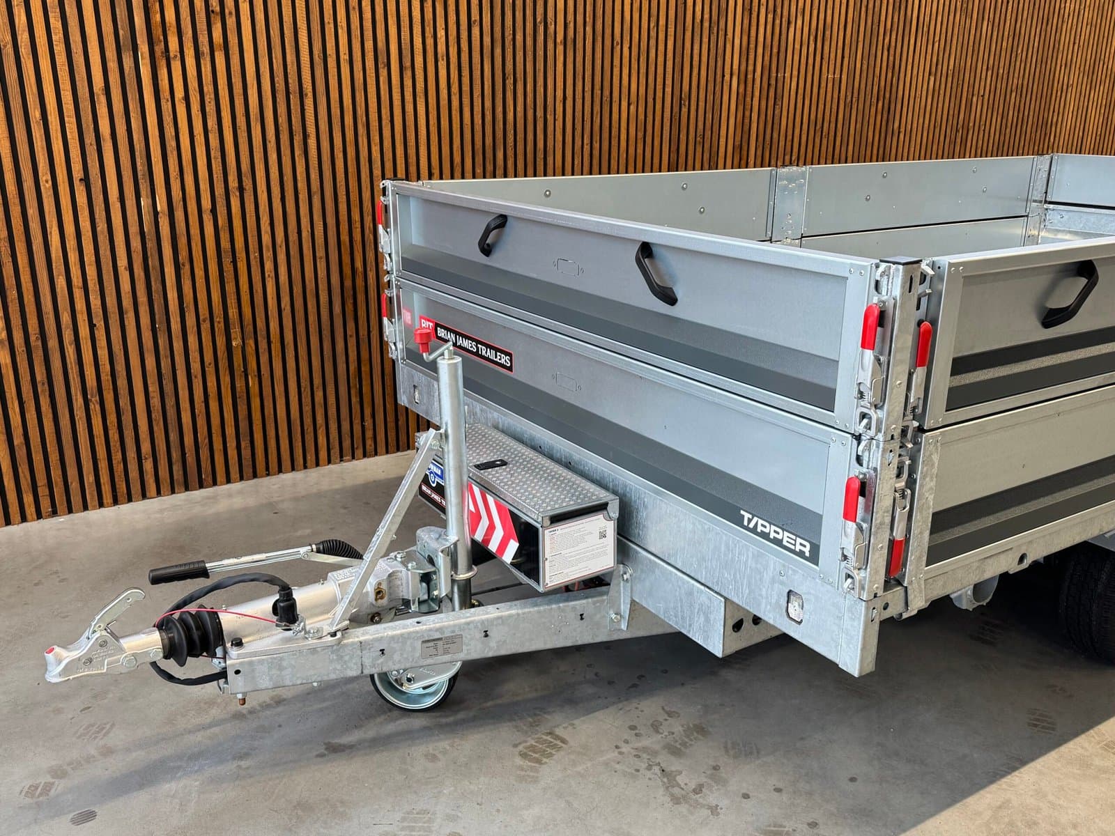 Brian James Tipper 360×200 3-as 12 inch 3500kg