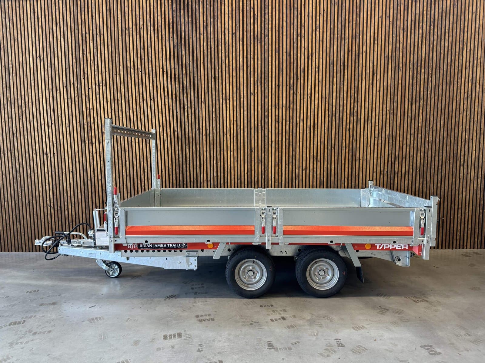 Brian James Tipper 310×160 2-as 12 inch 3500kg - Afbeelding 1