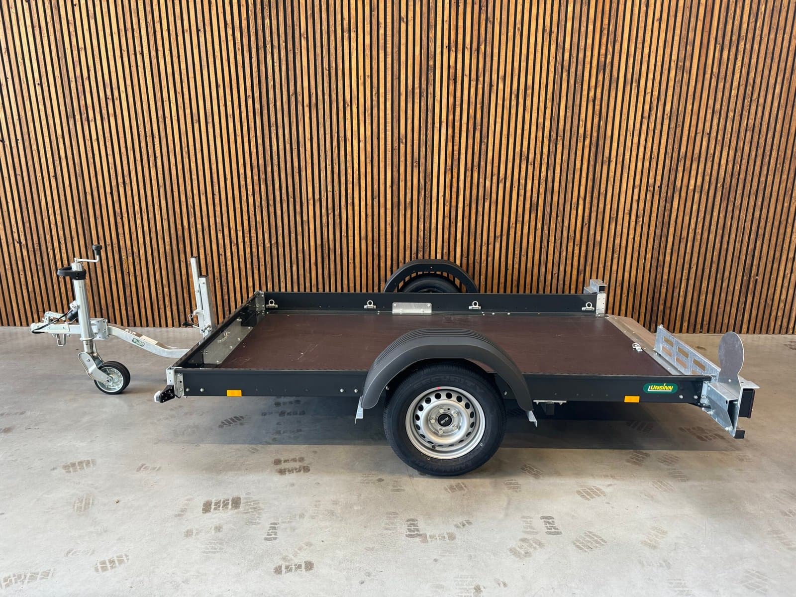 Unsinn Motortrailer UA 260×155 750kg