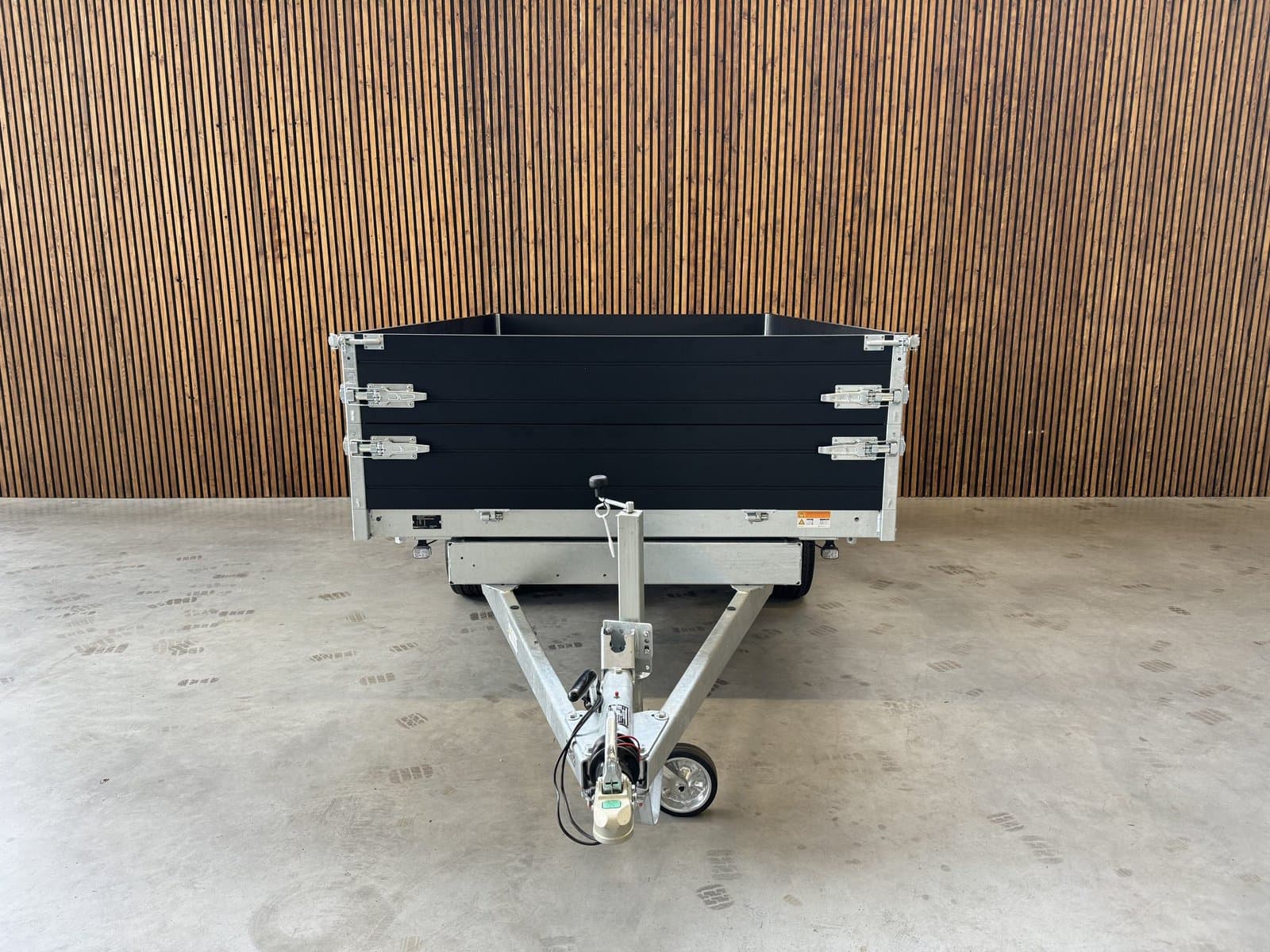 Saris 3-Zijdige Kipper K3 306×184 2700kg