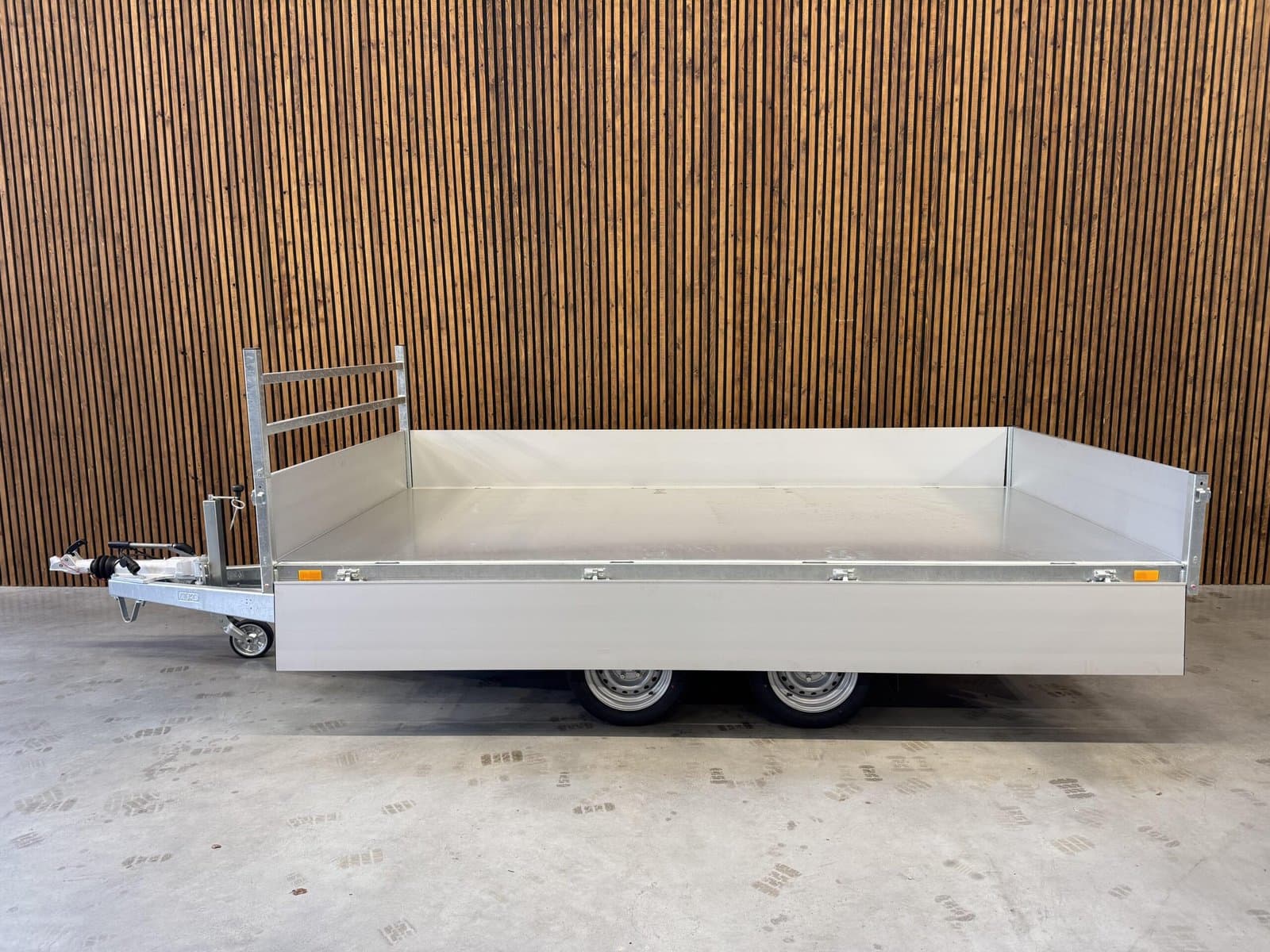 Saris 3-Zijdige Kipper K3 356×184 2700kg