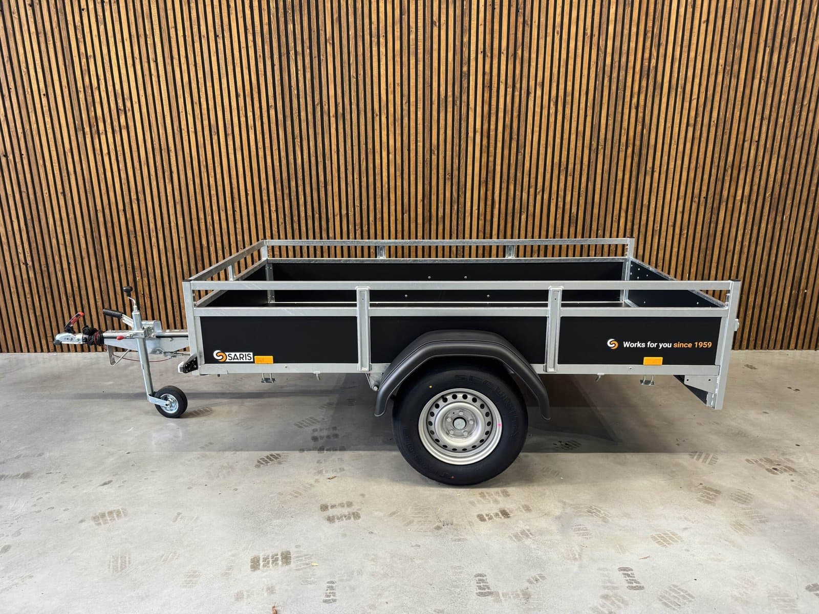 Saris Classic Wood 255×133 1350kg