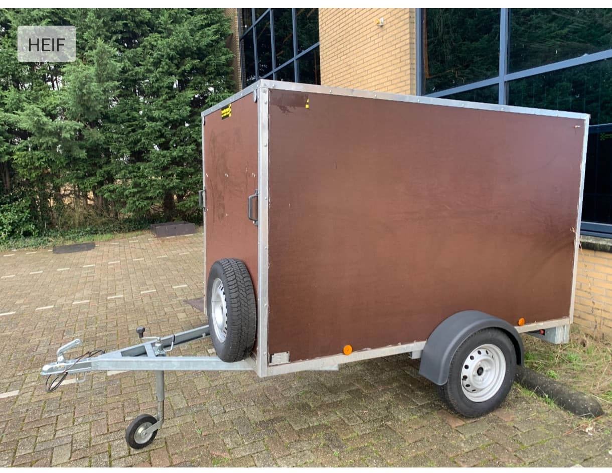 Gesloten Aanhanwagen